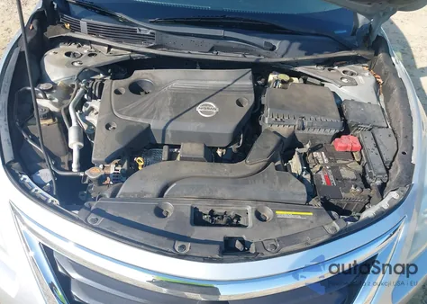 2015 Nissan Altima 2.5/2.5 S/2.5 Sl/2.5 Sv из США, поврежденный, VIN 1N4AL3AP8FN892363